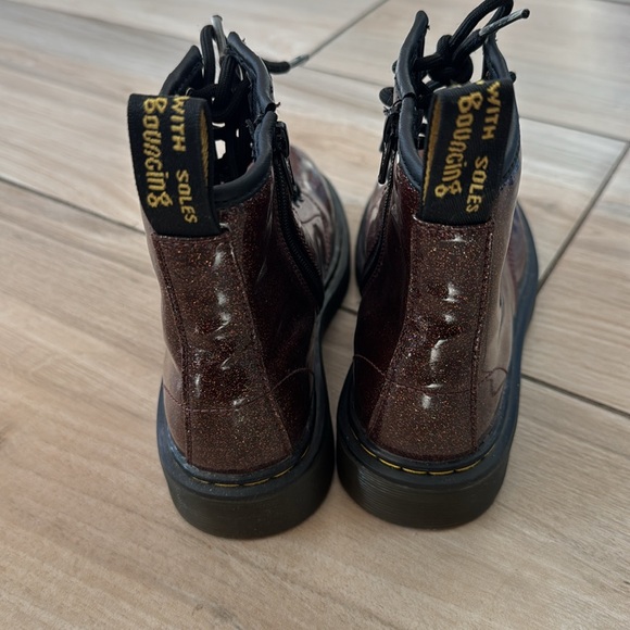 Little kids dr. Martins burgundy glitter size 2 - Picture 3 of 4